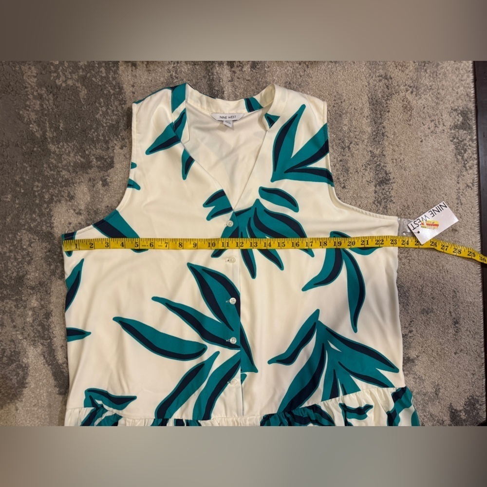 Nine West NWT Sleeveless Leaf Print Dress - Picture 5 of 6